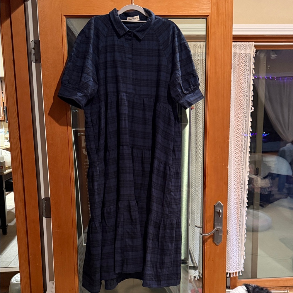 NATURAL LIFE Dark Blue Checkered Midi Dress